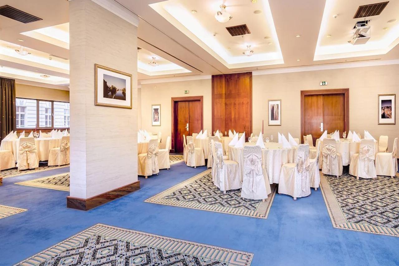 The President Ξενοδοχείο Πράγα Εξωτερικό φωτογραφία The ballroom