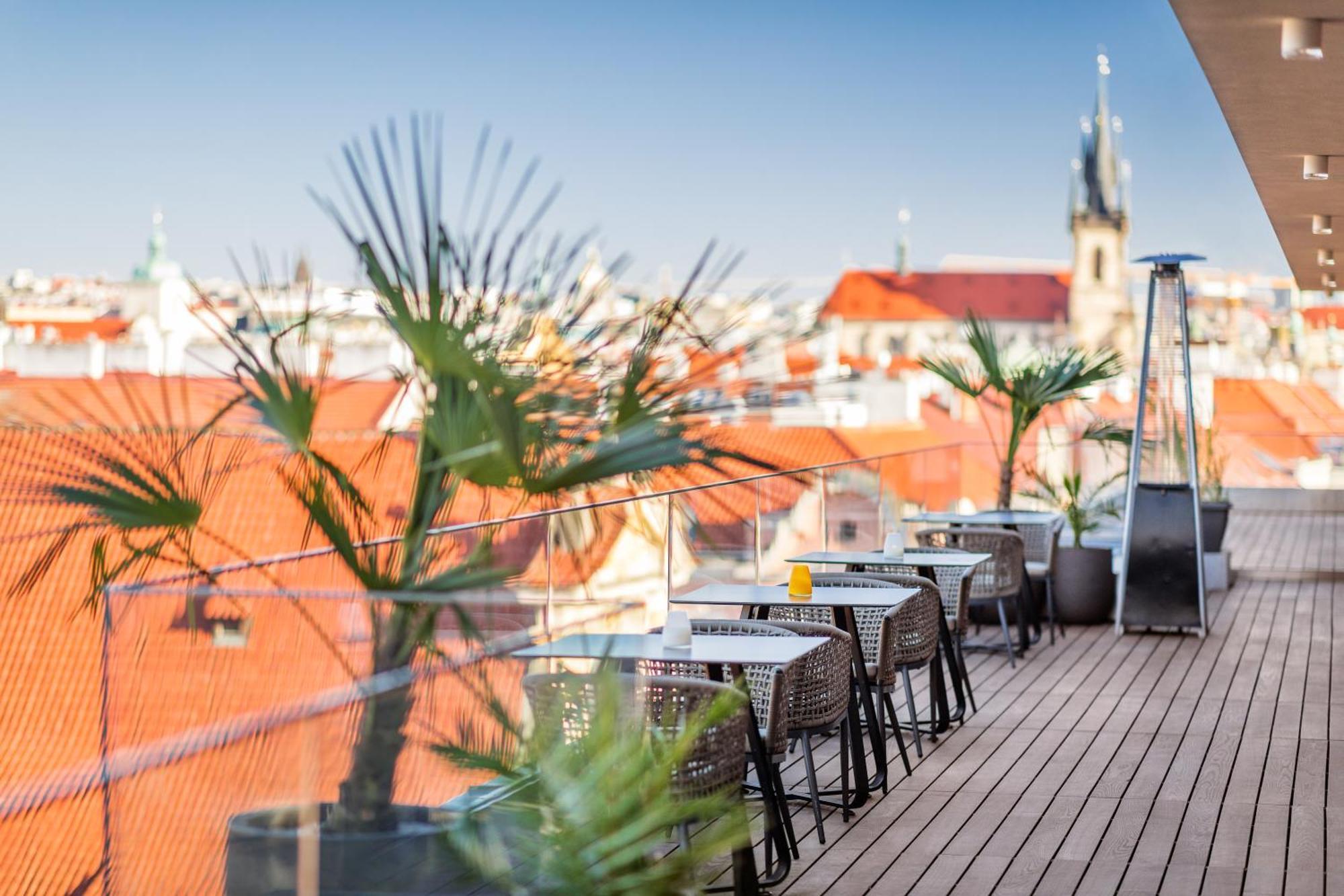 The President Ξενοδοχείο Πράγα Εξωτερικό φωτογραφία Rooftop bar