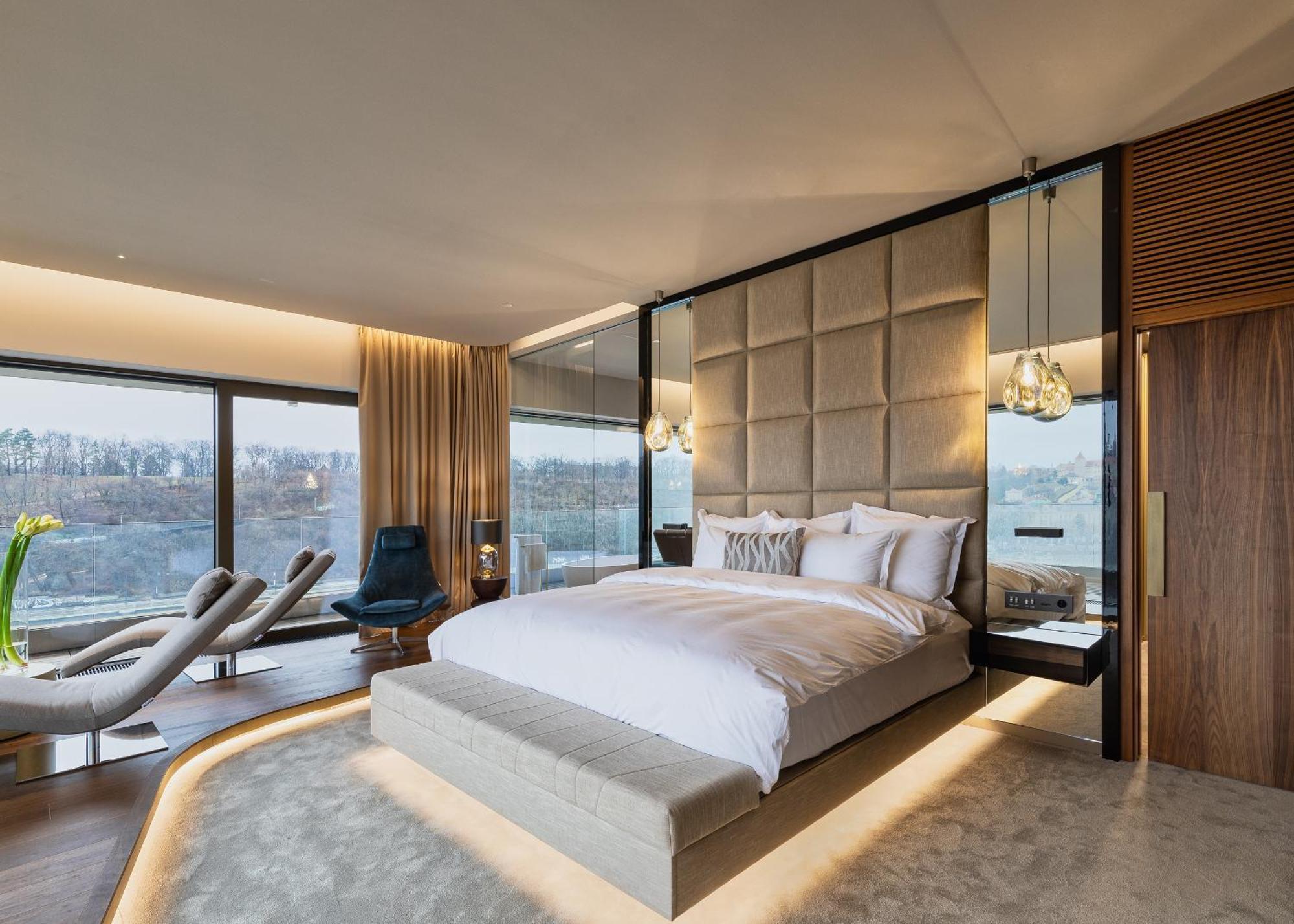 The President Ξενοδοχείο Πράγα Εξωτερικό φωτογραφία A bedroom at the hotel